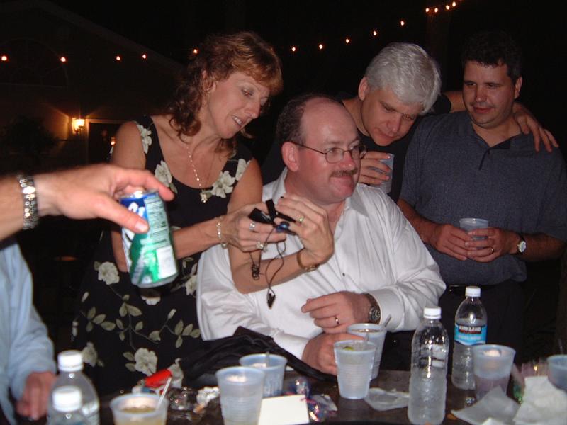 2003/10(Oct)/03(Urbik-Wedding)/800x600_2003-10-05 22-29-59.JPG